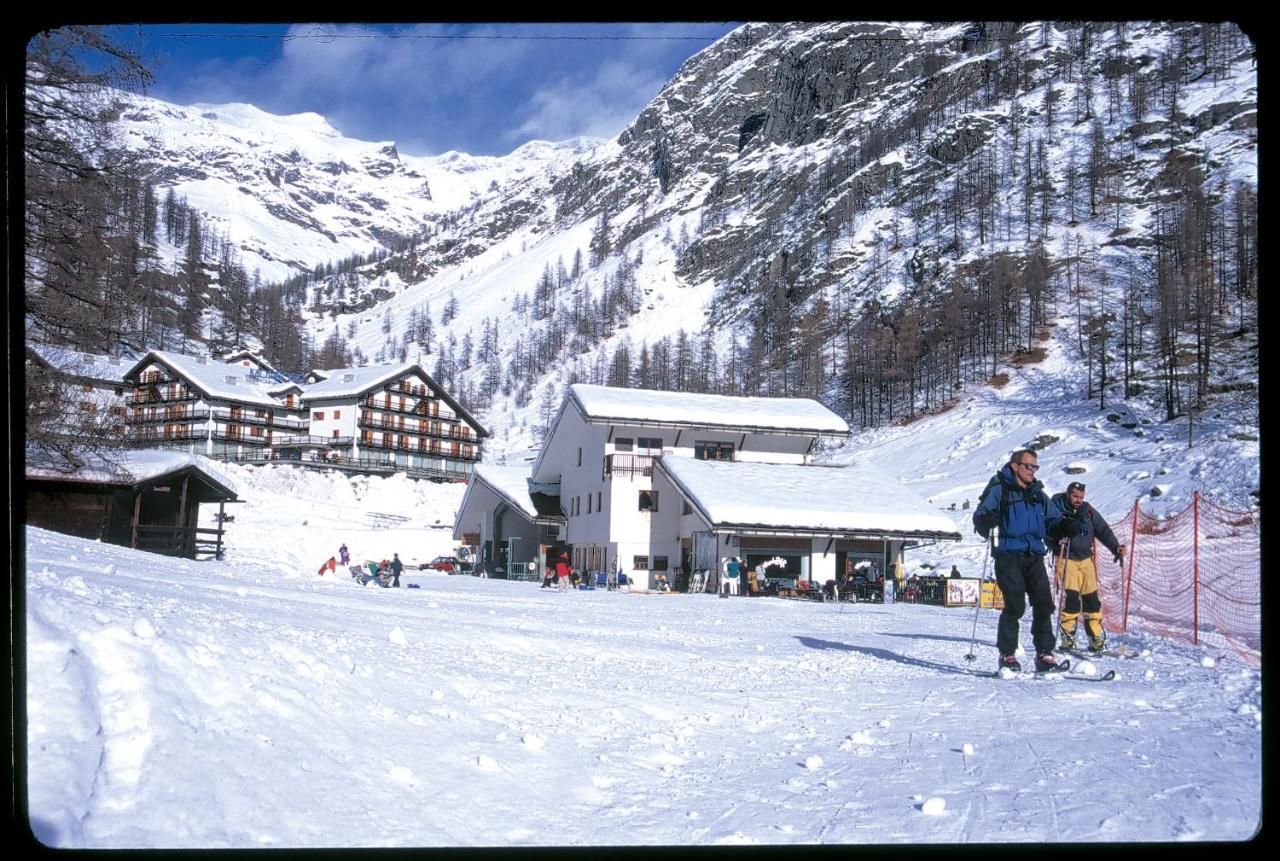 La Trinite Monboso Hotel Gressoney-La-Trinite Exterior photo